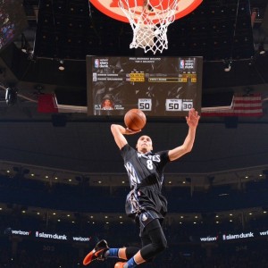 kaiyun登录-失控的巨星，C罗场边咆哮指挥，内马尔怒摔水瓶—足球场上的情绪双面镜，C罗咆哮指挥，内马尔怒摔水瓶——足球场上的情绪双面镜